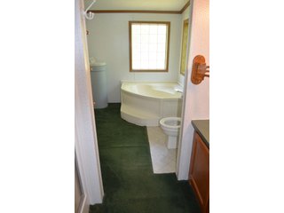 Property photo 5 - Country Home Real Estate Auction on 2 Secluded Acres